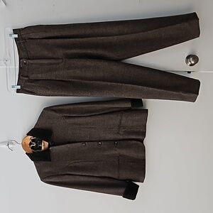 Country Shop vintage 2‎ piece wool/alpaca suit equestrian velvet collar